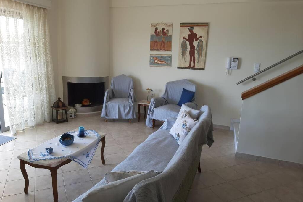 Seaside Villa Andronikos Amarynthos Bagian luar foto