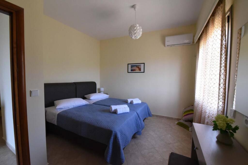 Seaside Villa Andronikos Amarynthos Bagian luar foto