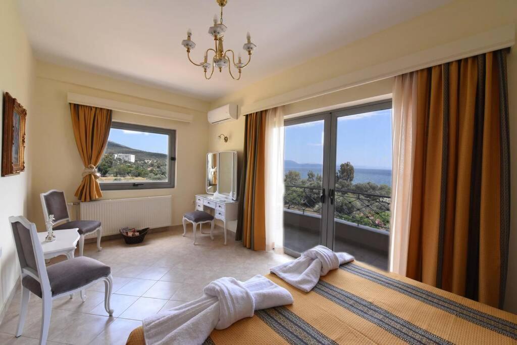 Seaside Villa Andronikos Amarynthos Bagian luar foto